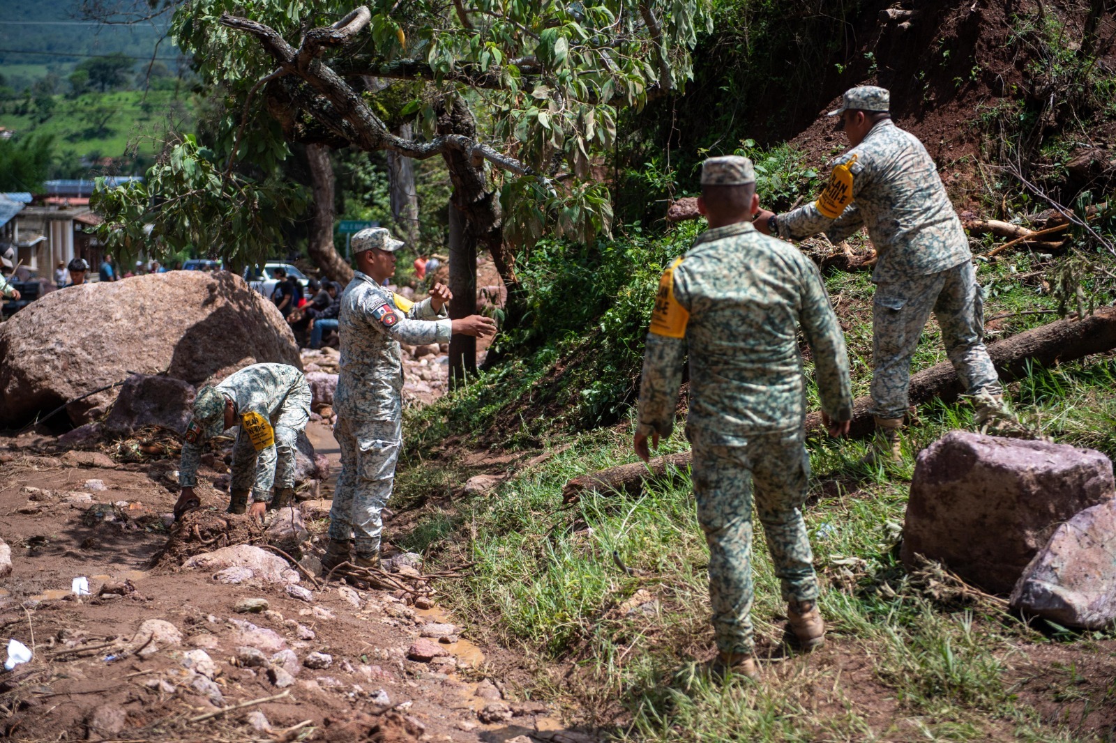 activan-plan-de-apoyo-a-afectados-por-deslaves-en-temascaltepec