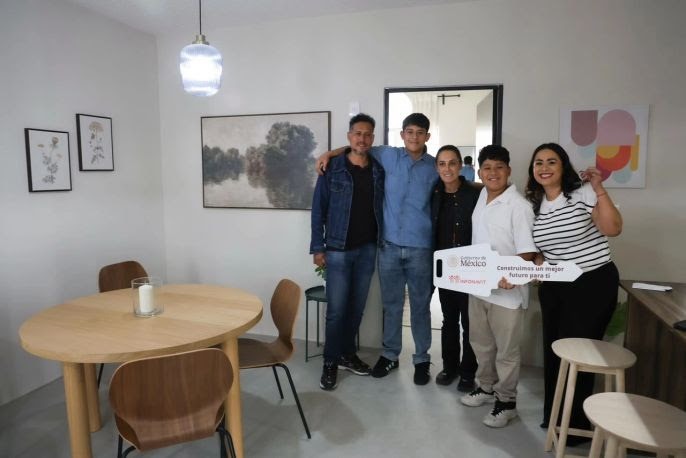 el-bienestar-del-pueblo-define-a-la-4t-claudia-sheinbaum-en-entrega-de-viviendas