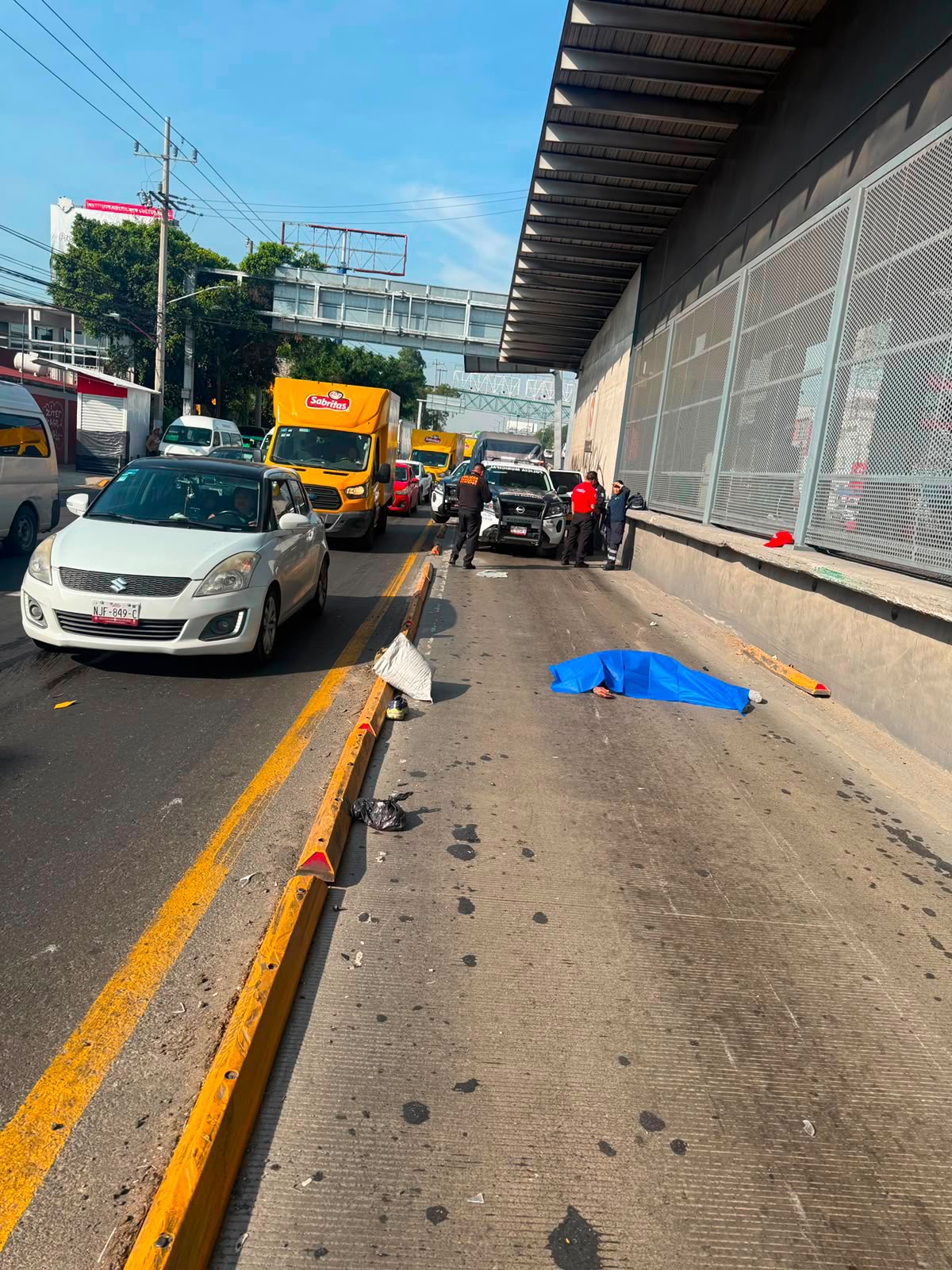 motociclista-invade-carril-del-mexibus-arrolla-y-mata-a-una-persona-en-ecatepec