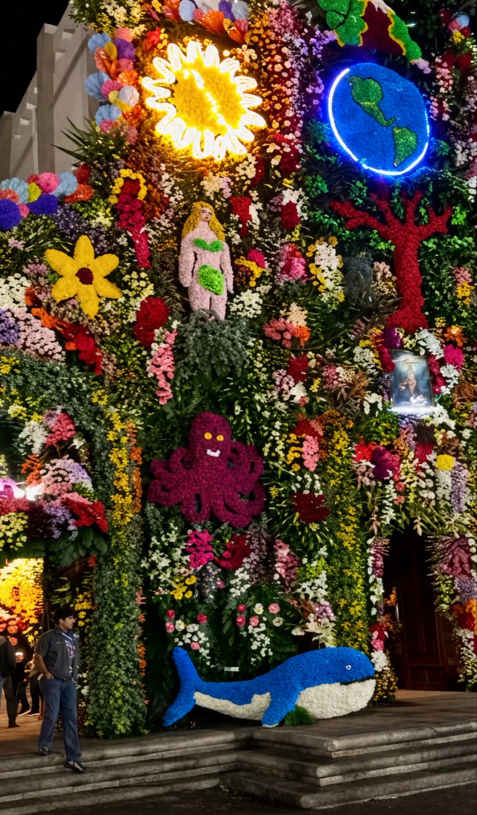 monumental-decorado-con-mas-de-un-millon-de-flores-en-templo-de-santa-ana-ixtlahuazingo-tenancingo