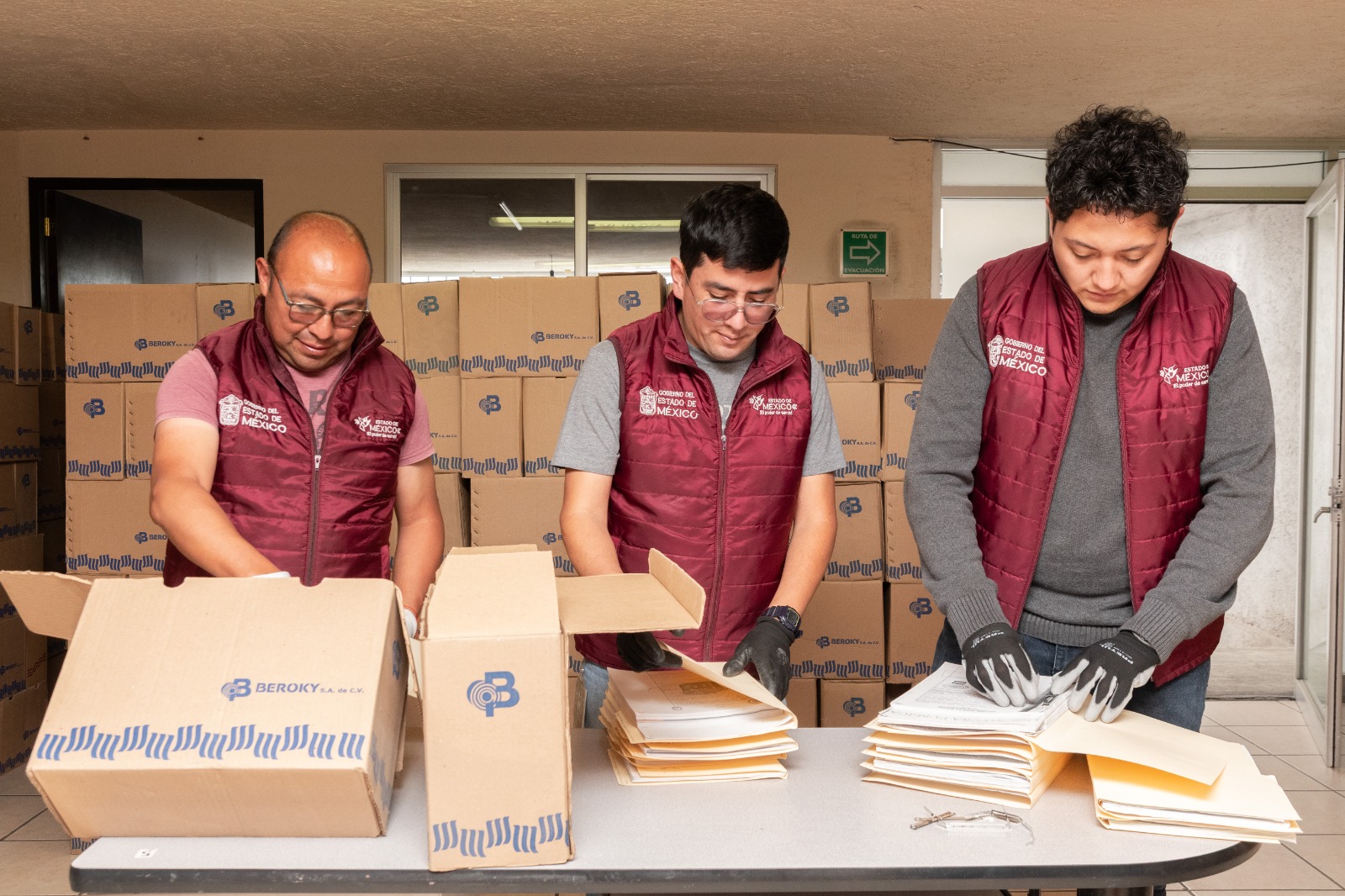 gem-dona-155-toneladas-de-papel-para-su-reciclaje-se-haran-libros-de-texto-gratuitos