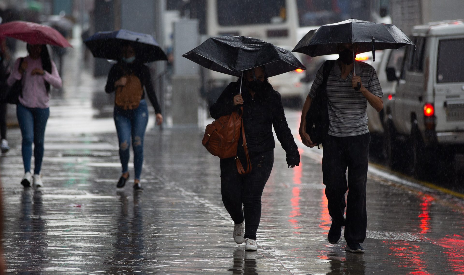 proteccion-civil-emite-alerta-por-lluvias-fuertes-y-llama-a-tomar-precauciones