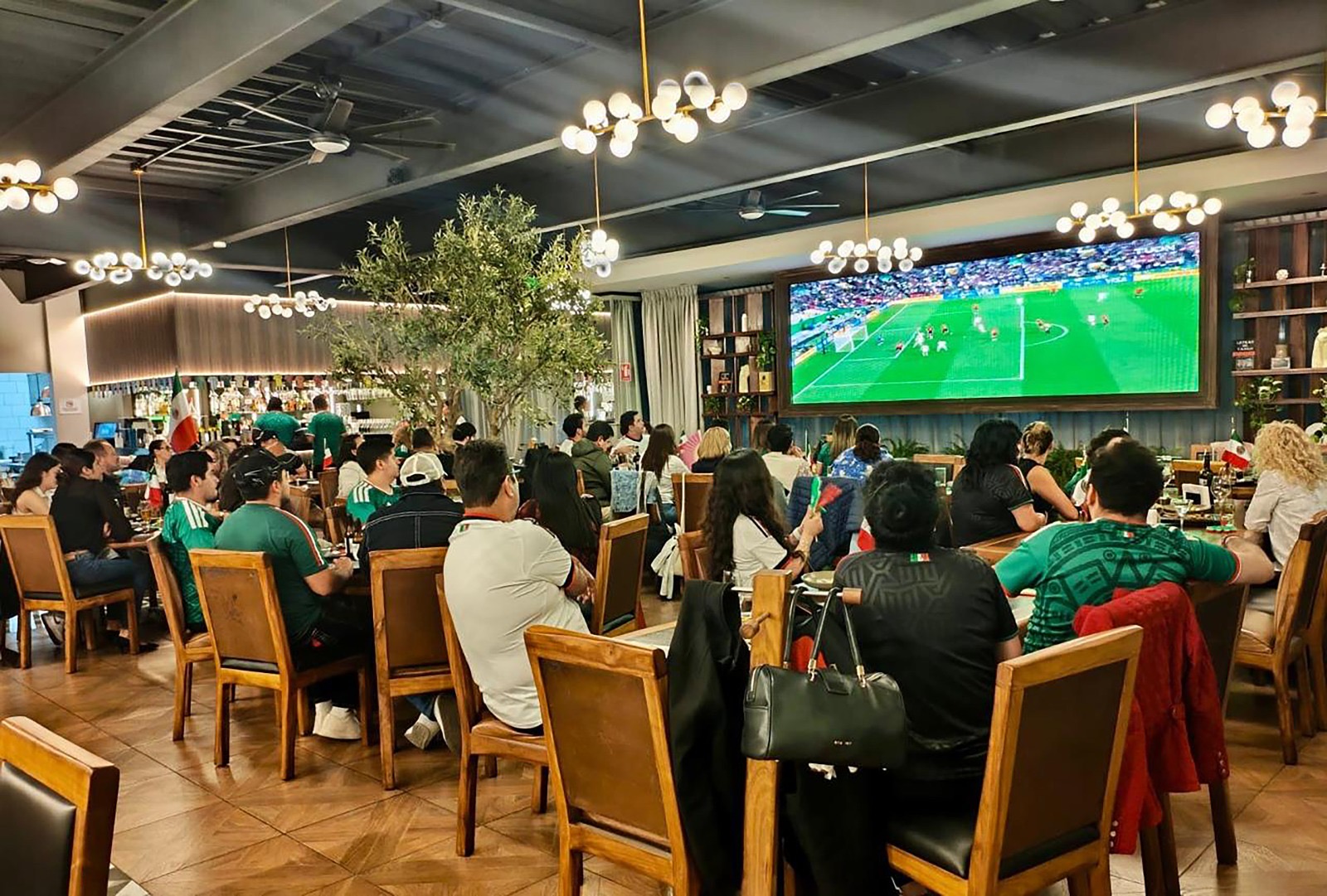 quedo-en-promesa-la-derrama-economica-mundialista-para-los-restaurantes