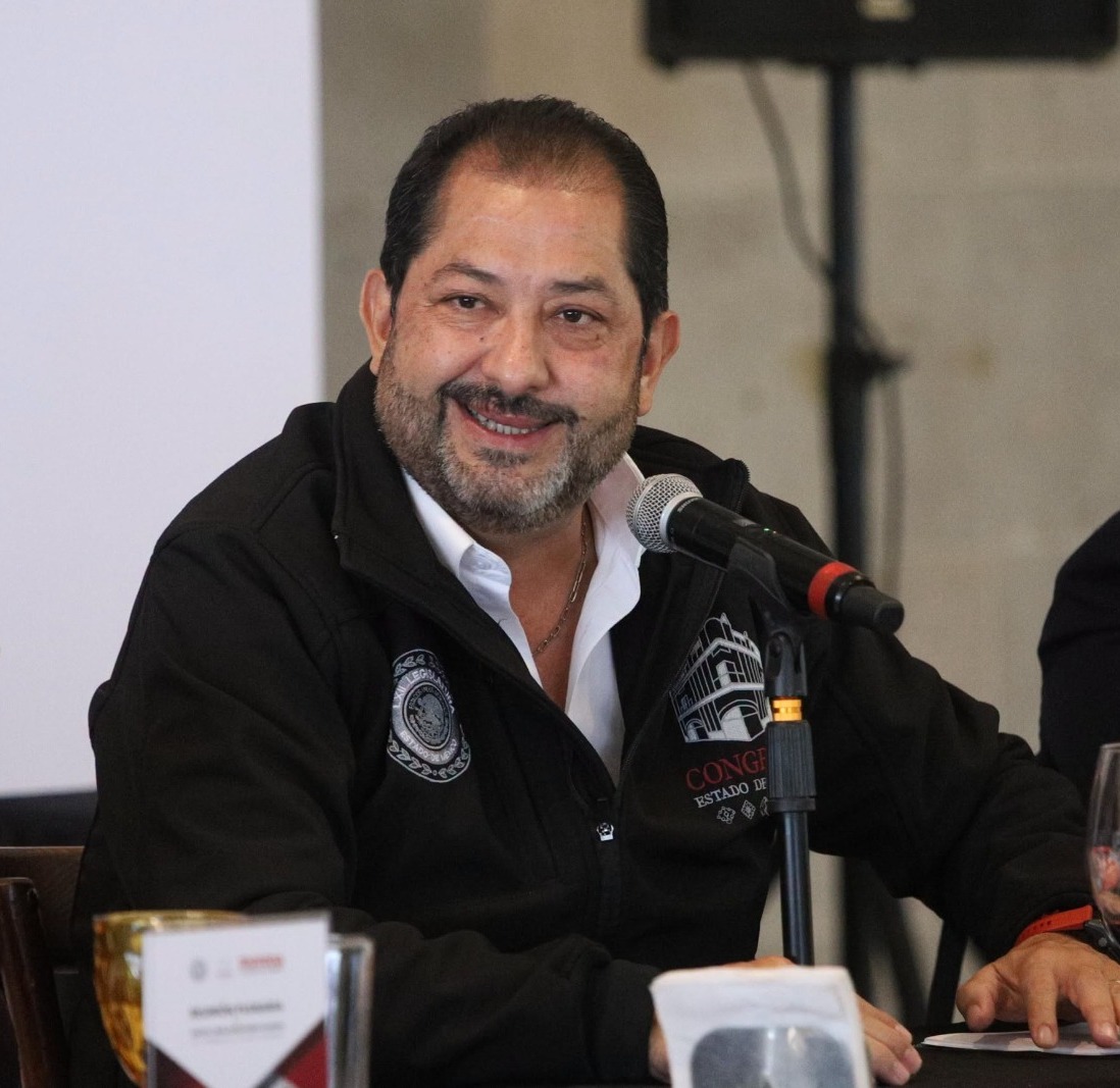 Será Vladimir  Hernández  presidente  de la Mesa  Directiva en  el Congreso