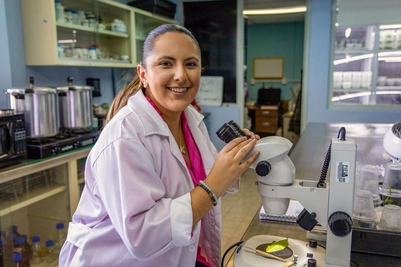 biotecnologa-de-la-uaem-en-la-lista-30-under-30-de-forbes-por-innovaciones-sustentables