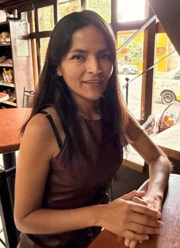 Obligación de jóvenes dignificar y reconocer a adultos mayores: Andrea Jardón A.
