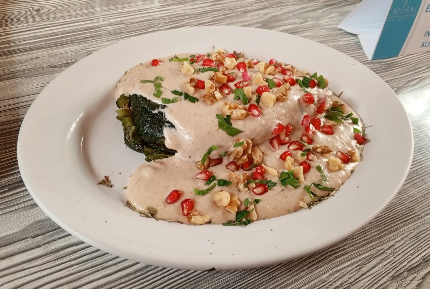 temporada-de-chiles-en-nogada-dejara-hasta-250-mdp-en-ganancias-a-restaurantes-del-edomex