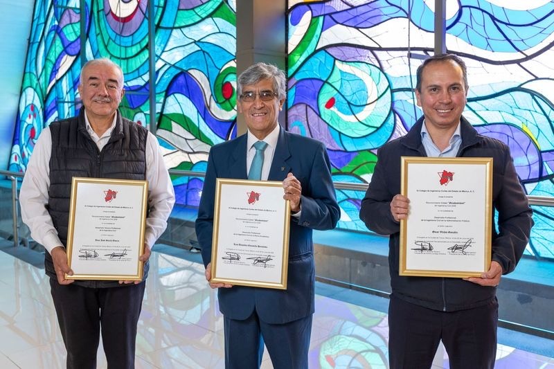 otorga-el-colegio-de-ingenieros-el-reconocimiento-nezahualcoyotl-del-edomex-a-tres-egresados-de-la-uaemex