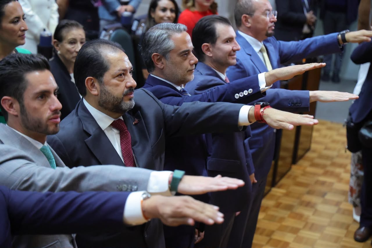 se-queda-francisco-vazquez-al-frente-de-la-jucopo