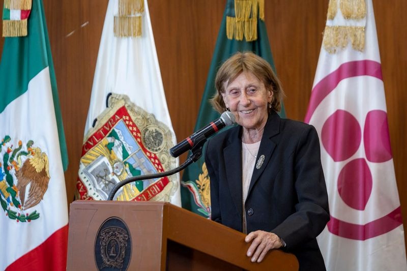 Martha Zarza  emprende  acciones   para hacer   de UAEM una   institución  incluyente  y segura