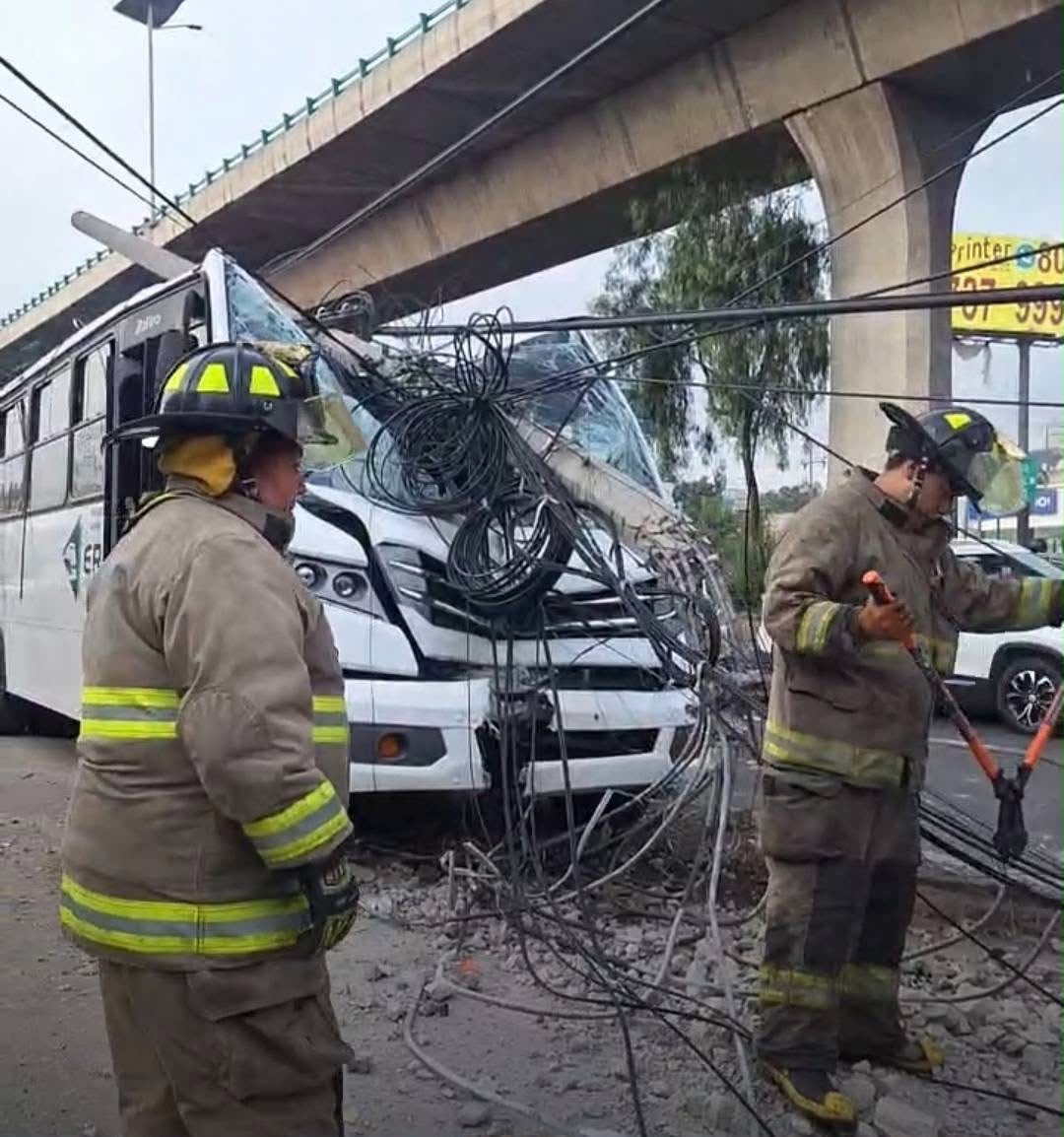 choque-de-camion-de-transporte-escolar-deja-varios-alumnos-lesionados