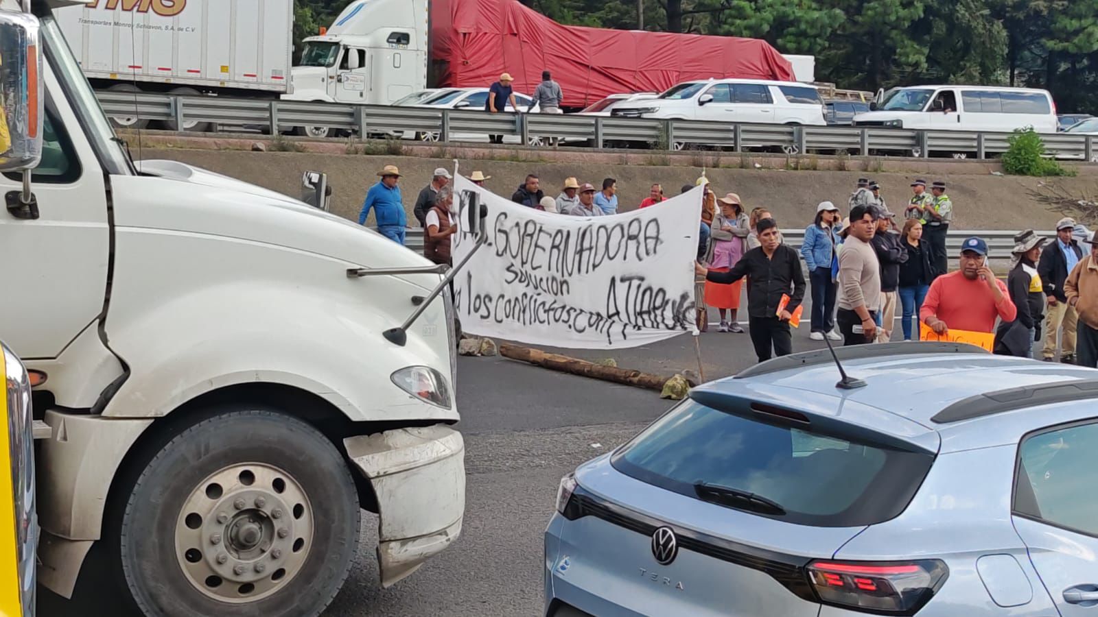comuneros-colapsan-la-mexico-toluca-para-exigir-solucion-a-un-conflicto-territorial-en-ocoyoacac