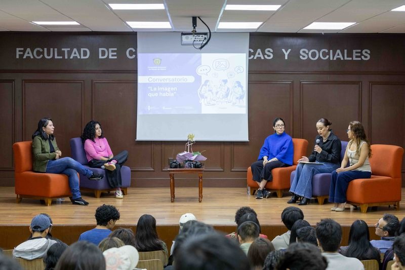 fotoperiodismo-femenino-una-mirada-distinta-para-analizar-la-historia-inmediata