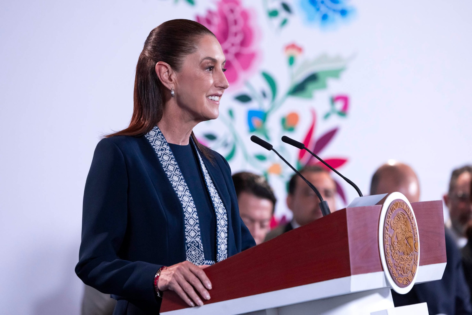 México es la segunda economía del G20 que más creció según OCDE: Sheinbaum