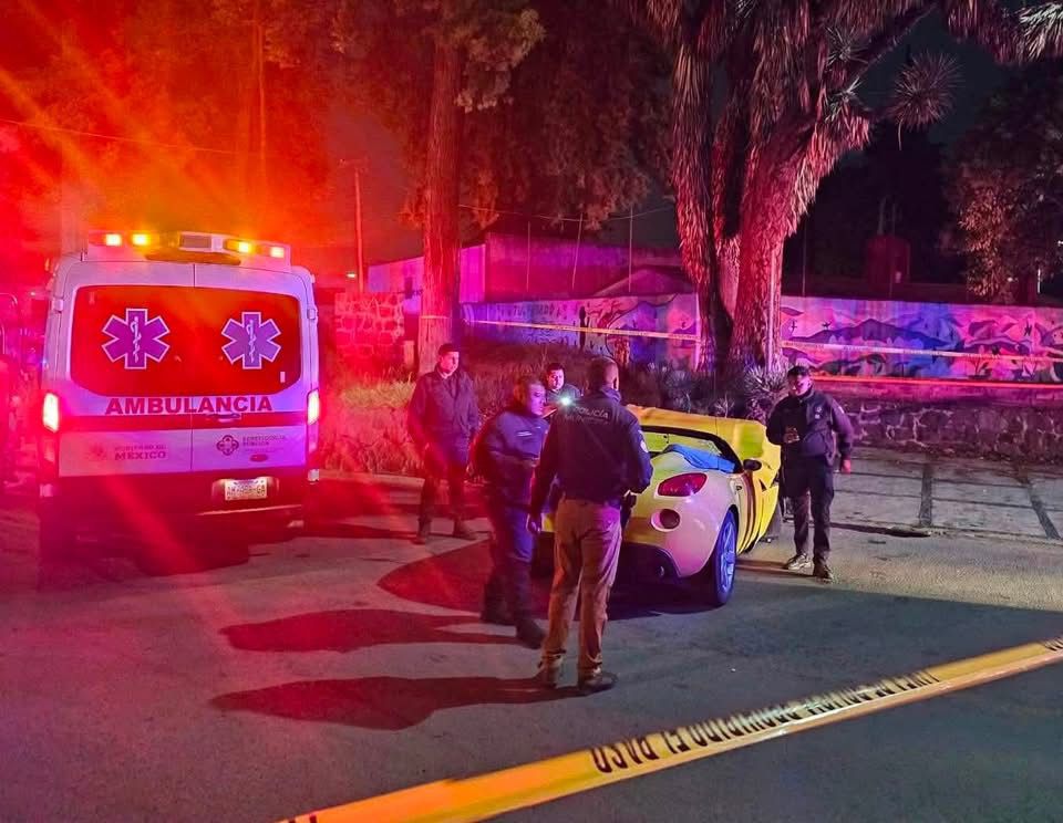 Muere mujer  en choque de  auto de lujo;  detienen al  conductor  en Metepec