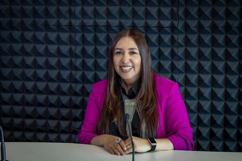 En la UAEMéx, Kathya Soto convirtió su pasión por la radio en una forma de vida