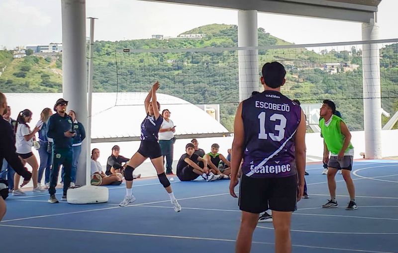 voleibol-reune-a-12-espacios-academicos-de-la-uaemex-por-la-paz-y-la-hermandad