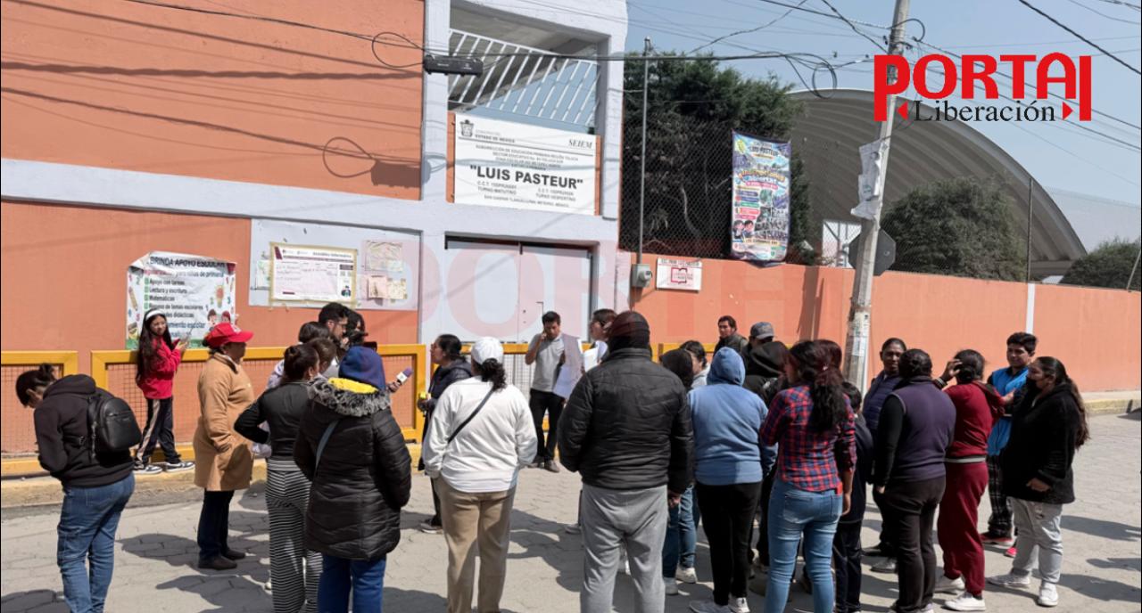 exigen-aclarar-presunto-acoso-sexual-de-un-maestro-contra-alumnas-y-mala-administracion-de-recursos-en-una-escuela-de-metepec