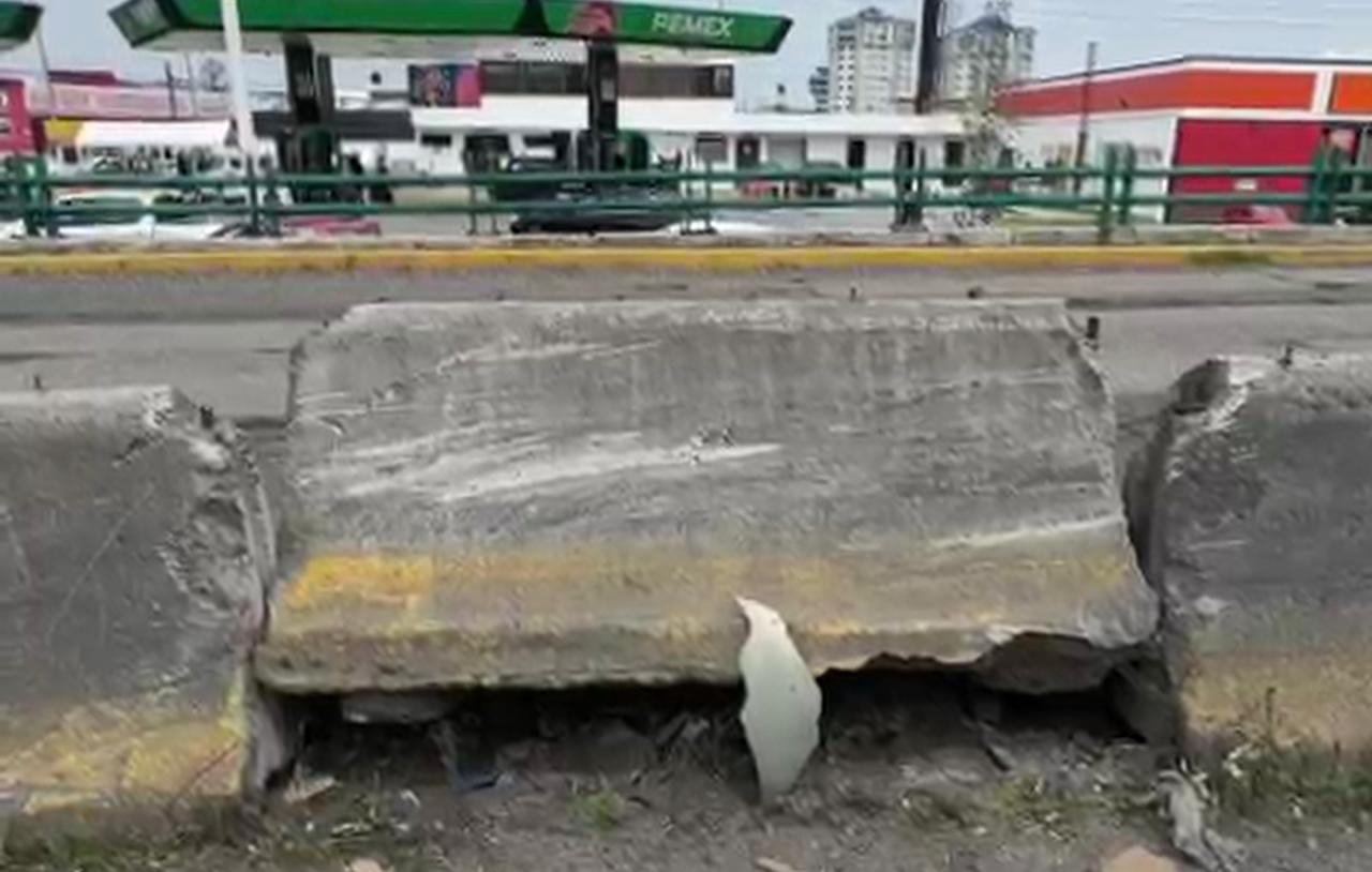 al-descubierto-grave-deterioro-por-baches-en-paseo-tollocan-por-bloqueo-de-trabajadores
