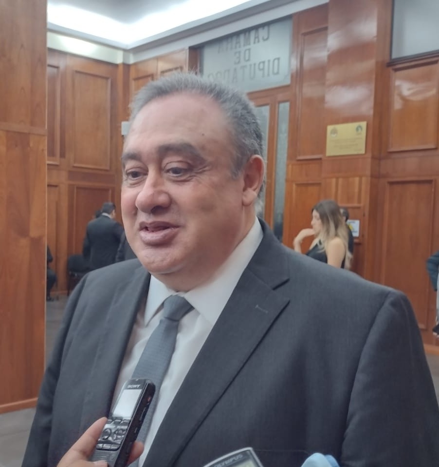 Podrían turnar  al TEEM caso  de violencia  de Fernando  Flores y hay   30 funcionarios  investigados  por informes  extemporáneos