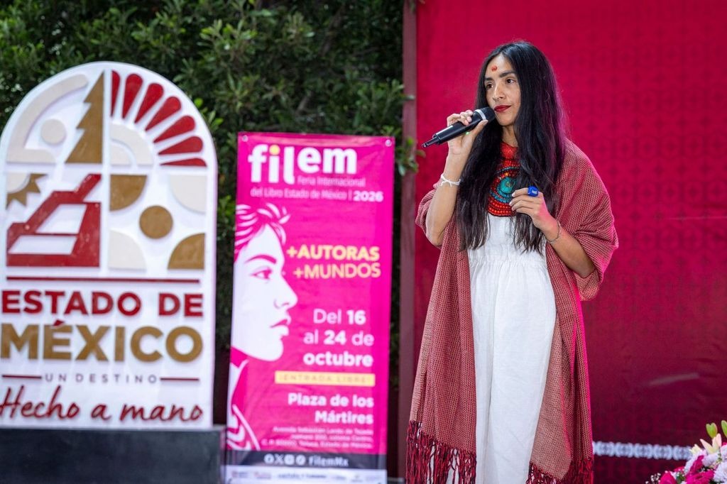 poesia-una-manera-de-reinterpretar-el-mundo-y-transformar-pensamiento-en-acciones-dice-patricia-arredondo