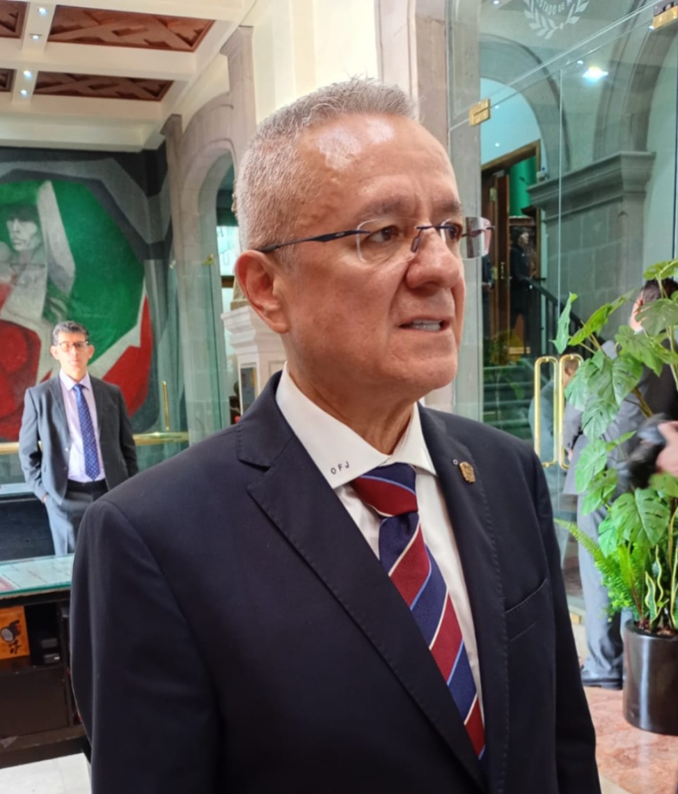 en-desventaja-el-gem-ante-empresarios-por-clausulas-exorbitantes-en-contratos-de-proyectos-conjuntos-oscar-flores