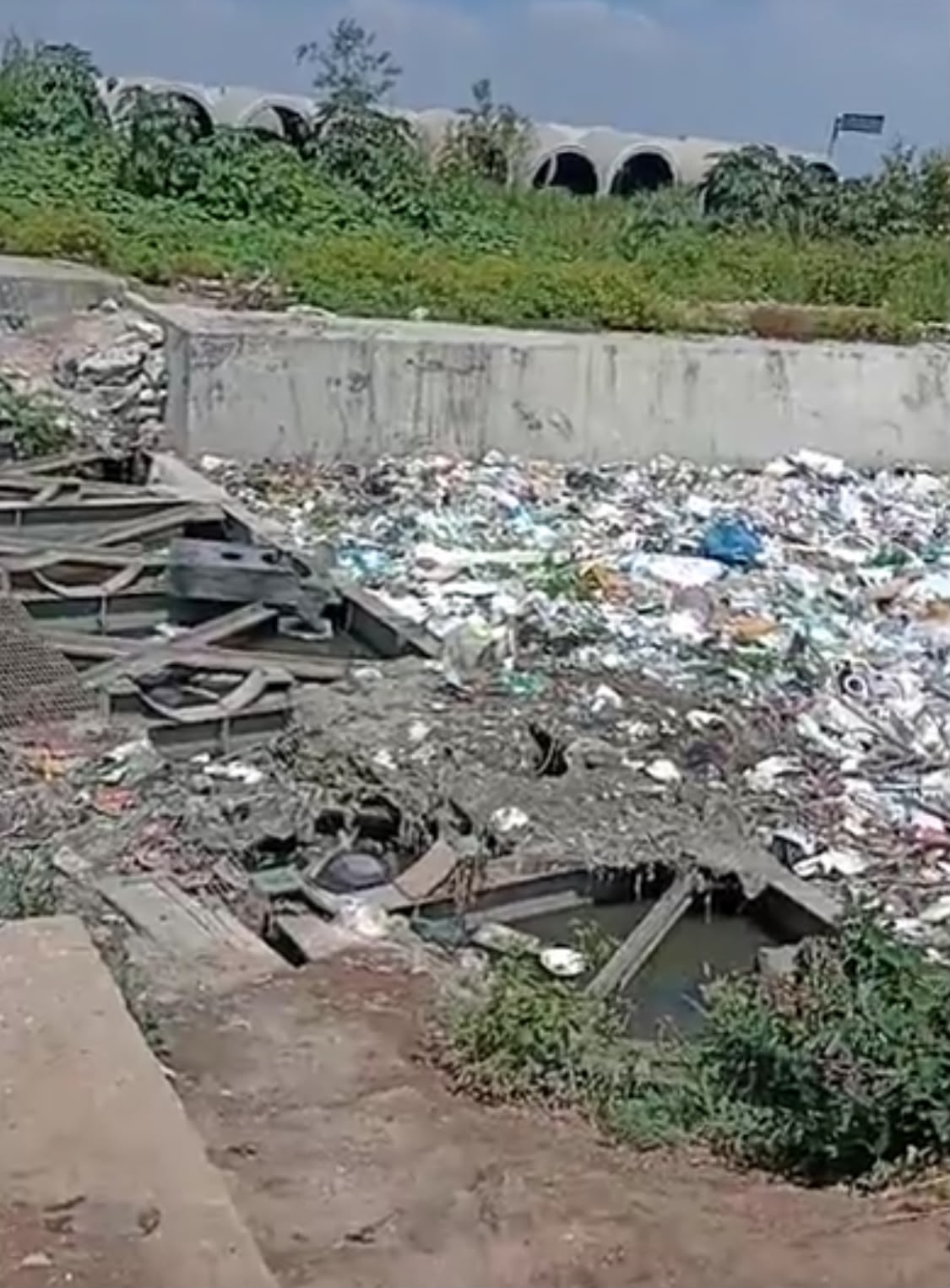 hallan-cadaver-flotando-en-el-gran-canal-de-chimalhuacan