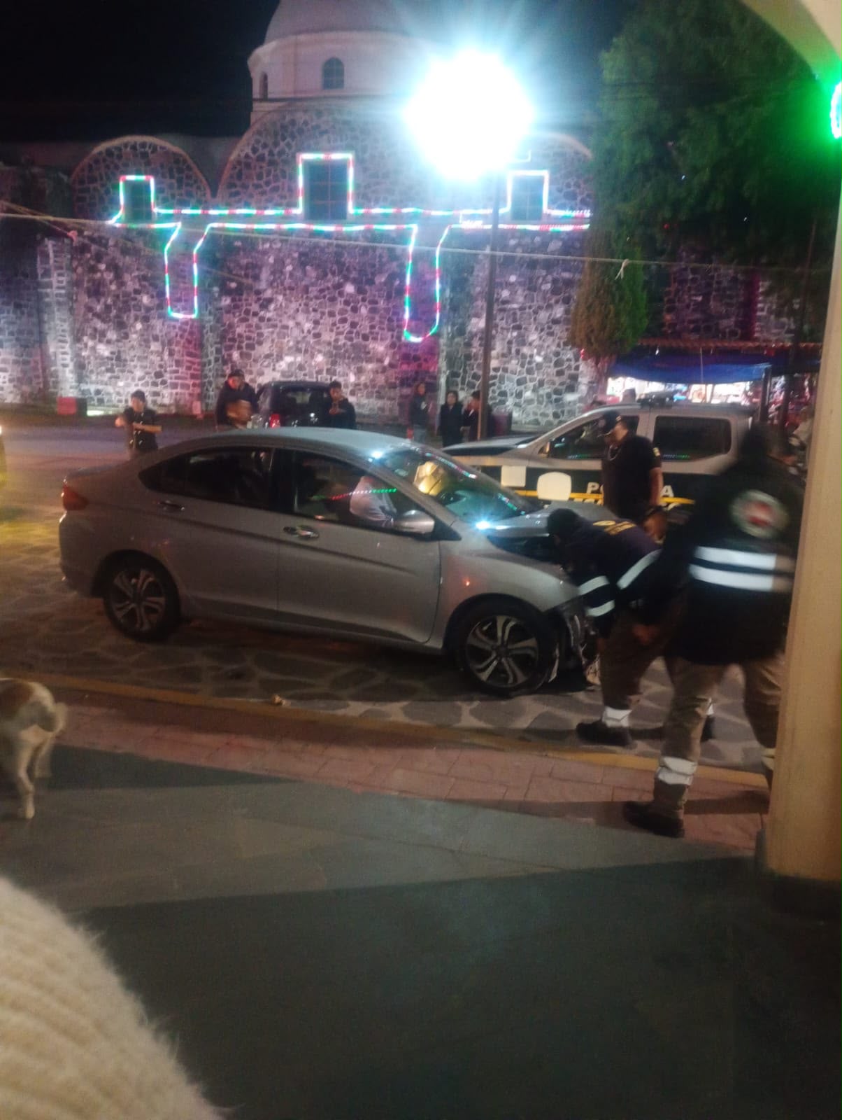 hijo-de-alcalde-de-ecatzingo-choca-su-auto-contra-muro-del-palacio-municipal